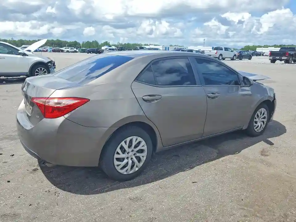 5YFBURHE4KP928128 2019 TOYOTA COROLLA-2