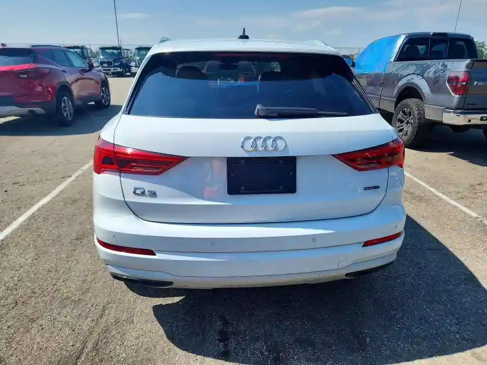 WA1AUCF33N1148196 2022 AUDI Q3-5