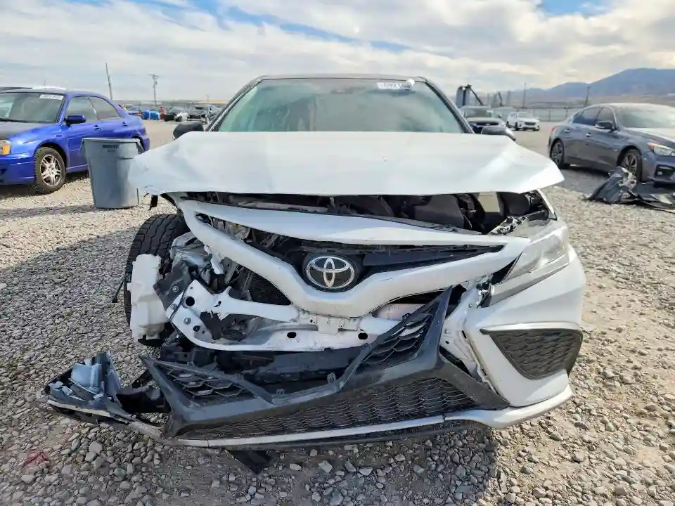 4T1K61AK5MU444532 2021 TOYOTA CAMRY-4