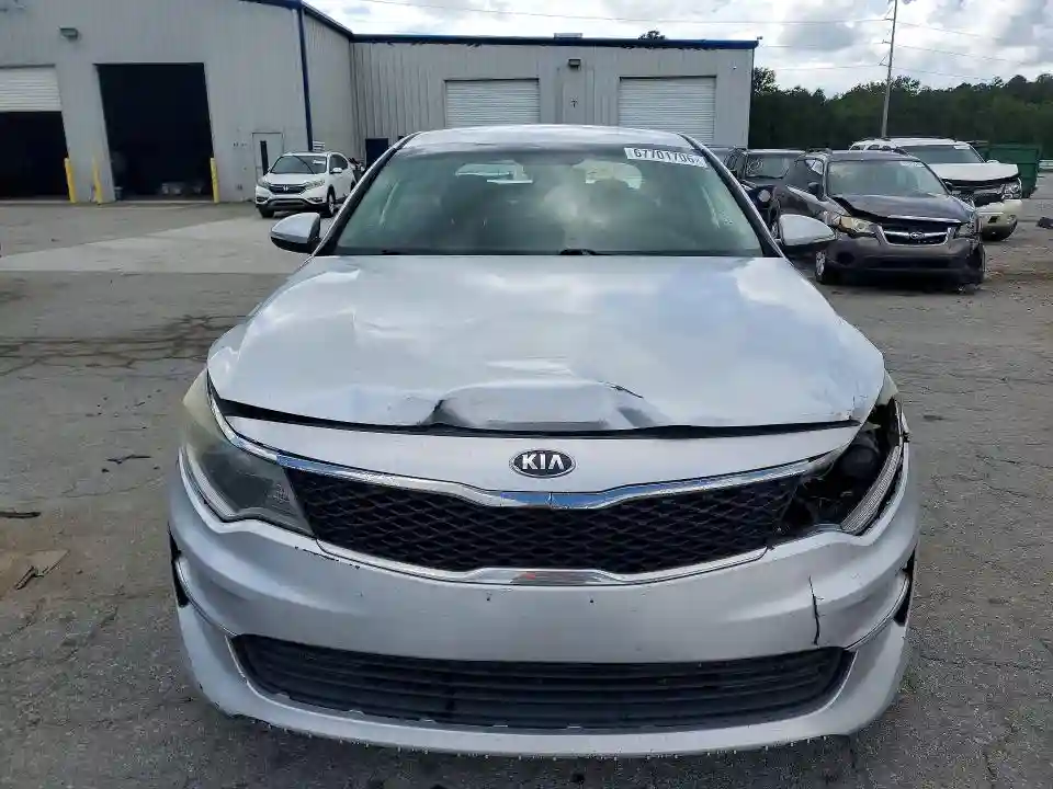 5XXGT4L32JG212045 2018 KIA OPTIMA-4