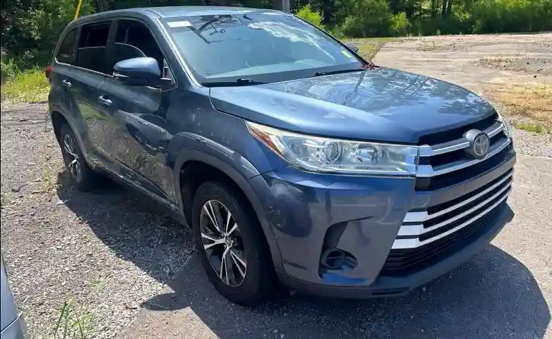 5TDZZRFH2HS198054 2017 TOYOTA HIGHLANDER-0