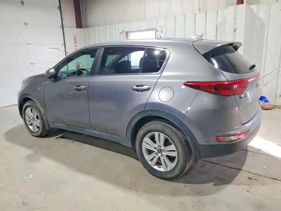 KNDPMCAC8J7341572 2018 KIA SPORTAGE-1