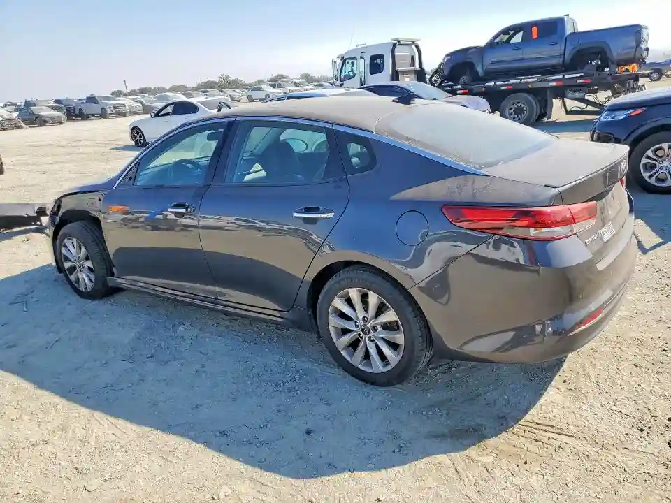 5XXGT4L33JG185650 2018 KIA OPTIMA-1