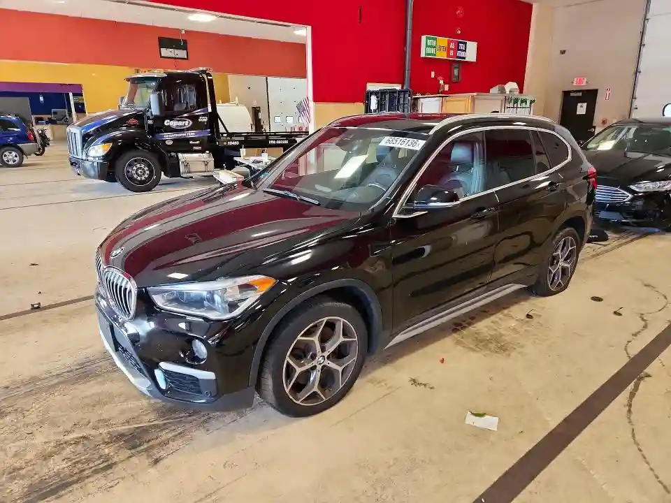 WBXHT3Z31G4A49001 2016 BMW X1-0