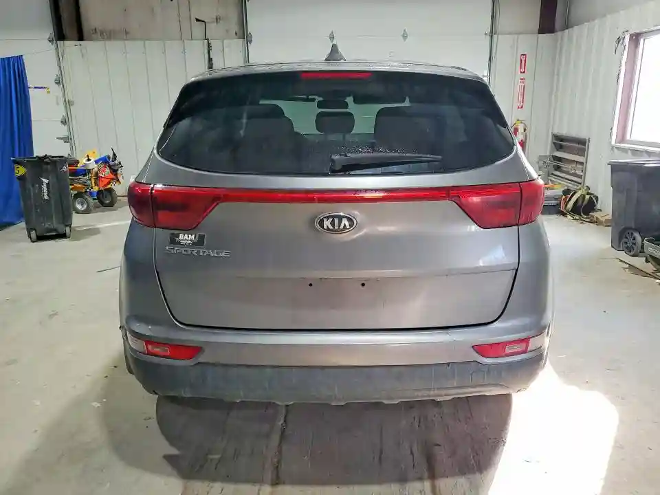 KNDPMCAC8J7341572 2018 KIA SPORTAGE-5