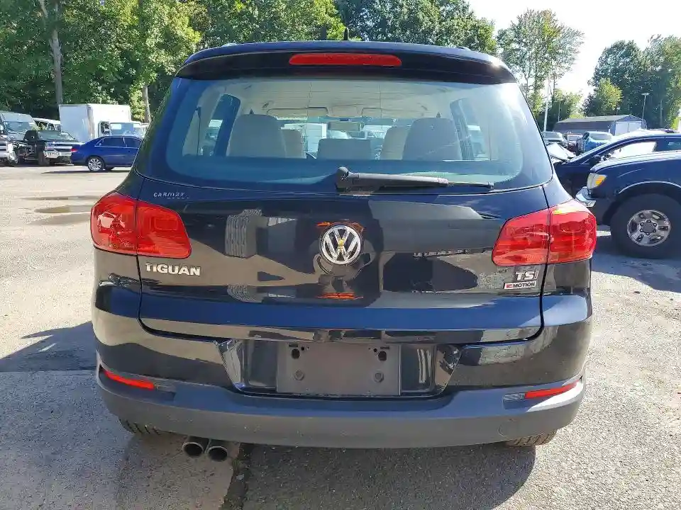 WVGBV7AXXHK000324 2017 VOLKSWAGEN TIGUAN-5