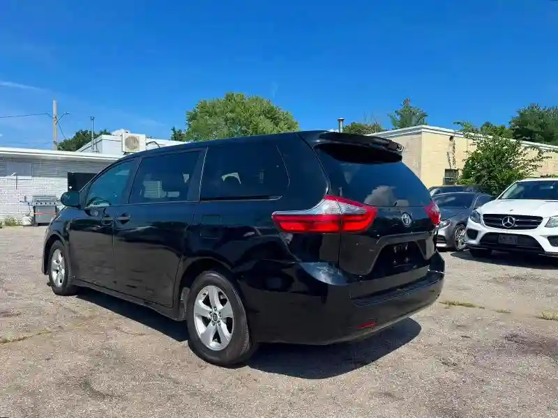5TDZZ3DCXLS083327 2020 TOYOTA SIENNA-2
