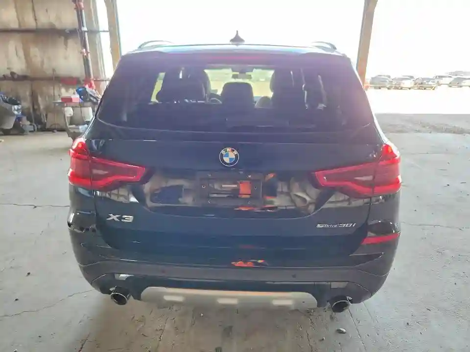 5UXTR7C58KLE93934 2019 BMW X3-5