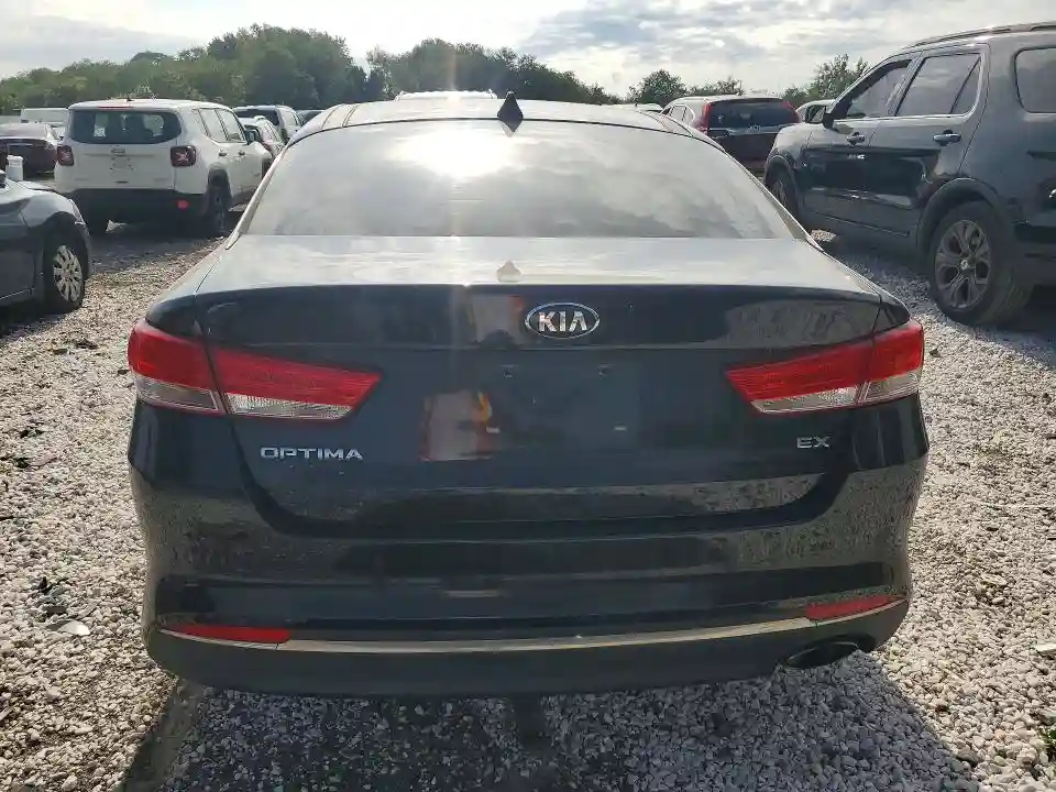 5XXGU4L38JG202715 2018 KIA OPTIMA-5