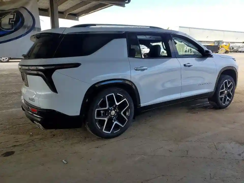 1GNEVKKS9TJ320909 2026 CHEVROLET TRAVERSE-2