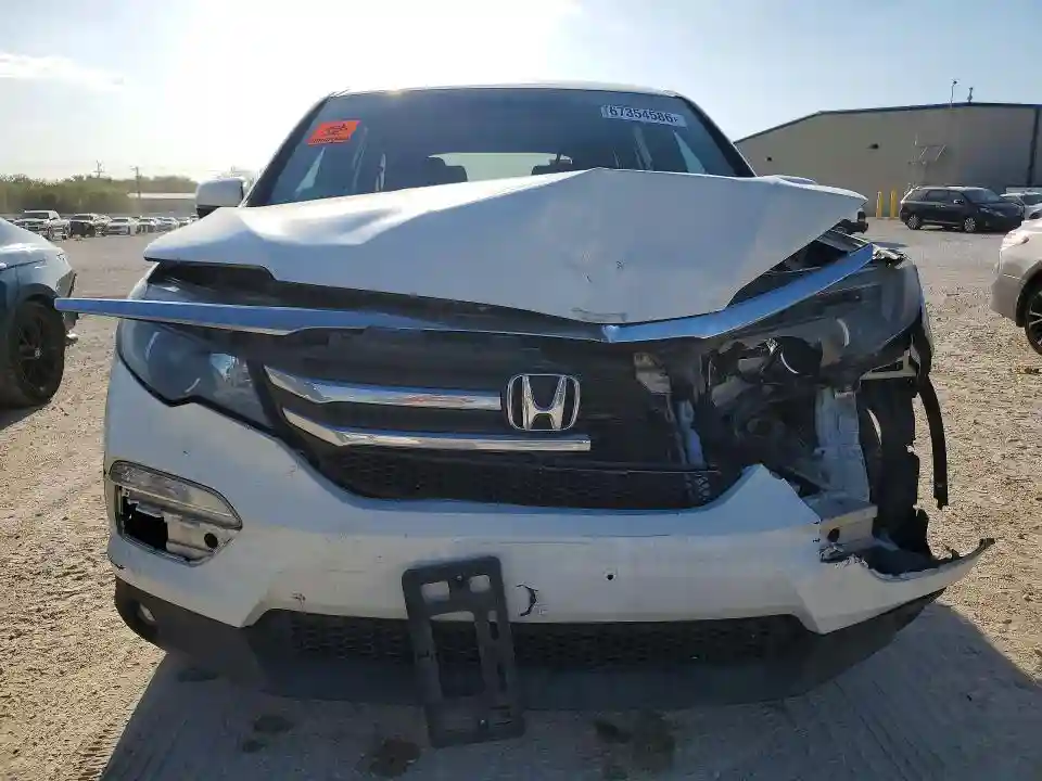 5FNYF5H33JB020050 2018 HONDA PILOT-4