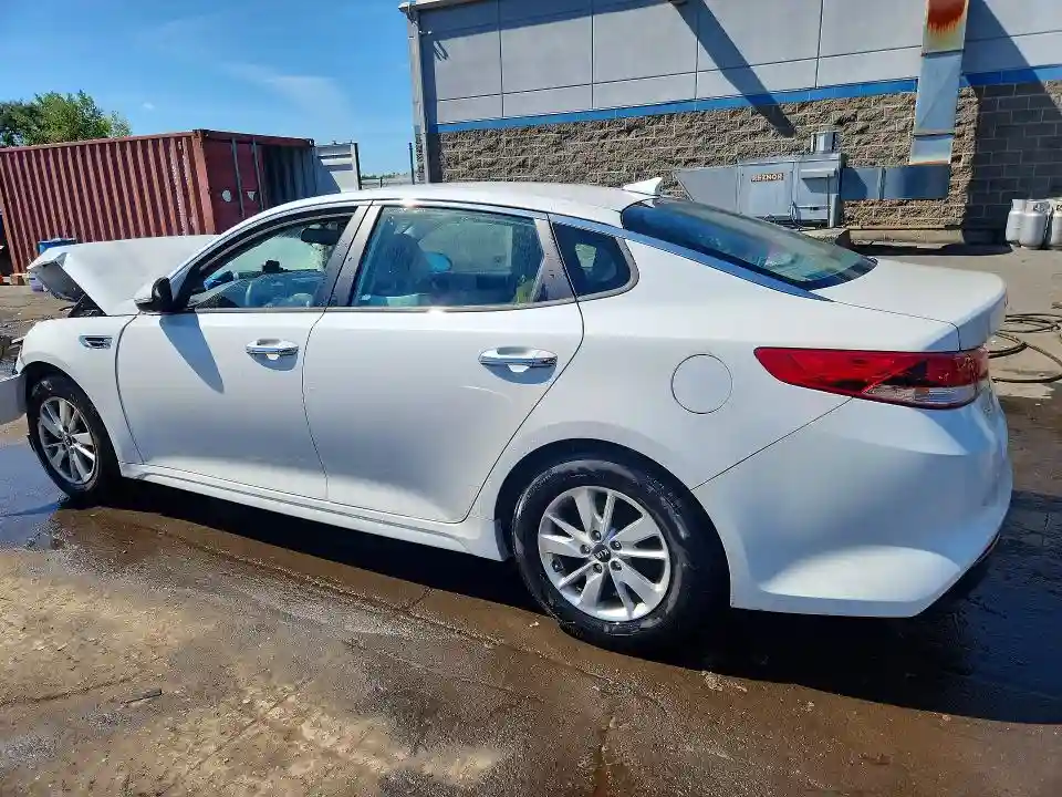 5XXGT4L3XGG063943 2016 KIA OPTIMA-1