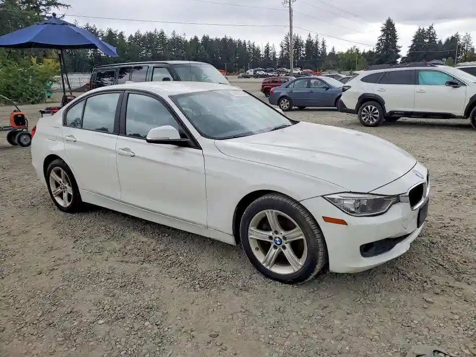 WBA3B1G56FNN91359 2015 BMW 3 SERIES-3