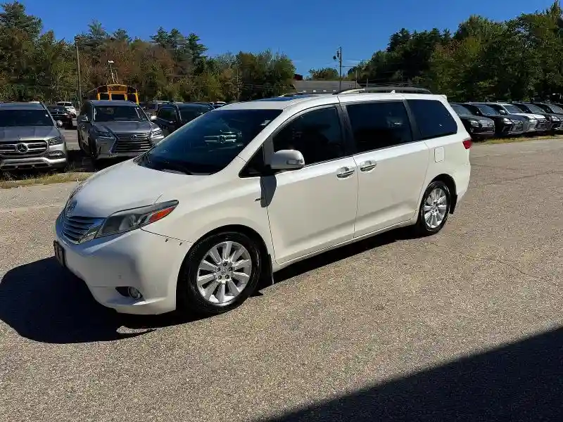 5TDDK3DC3GS132131 2016 TOYOTA SIENNA-1