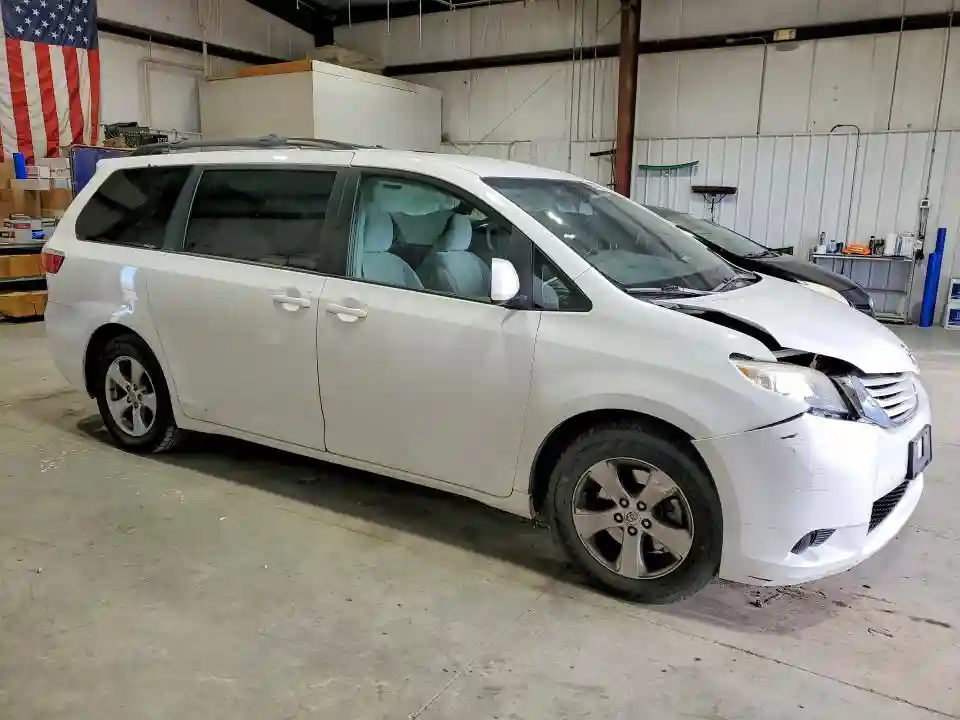 5TDKK3DC2FS618077 2015 TOYOTA SIENNA-3