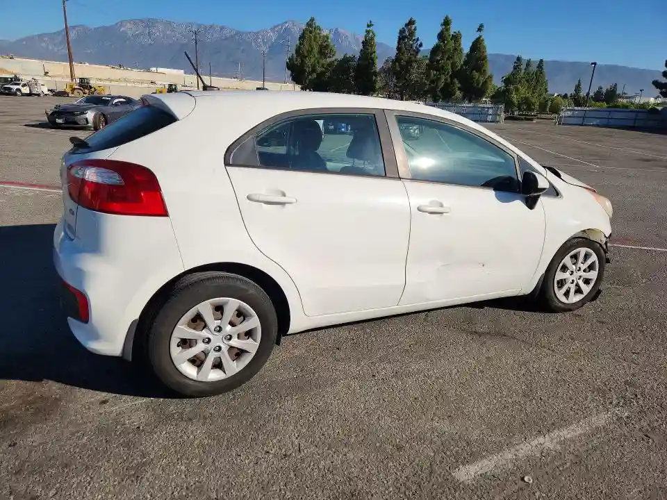 KNADM5A35G6647171 2016 KIA RIO-2