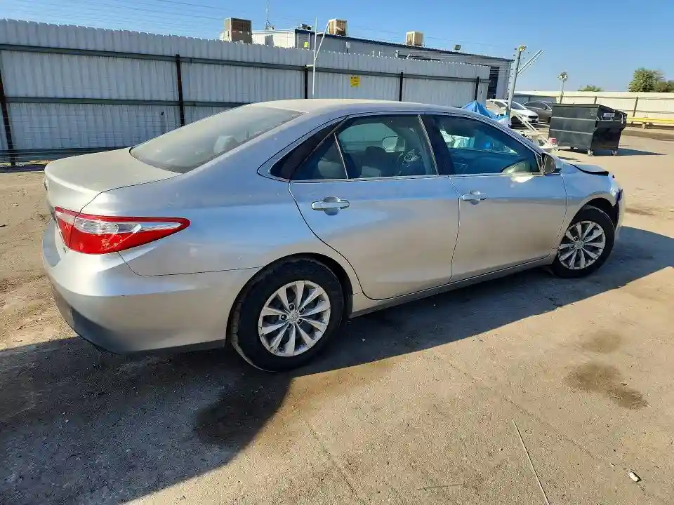 4T1BF1FK3GU536607 2016 TOYOTA CAMRY-2