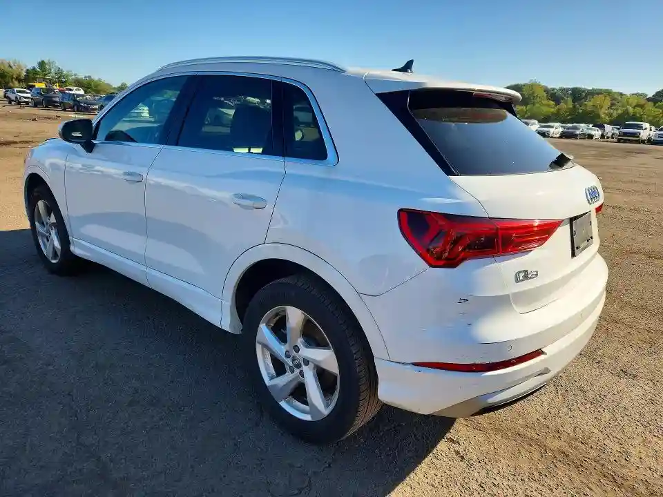 WA1BECF3XL1007480 2020 AUDI Q3-1