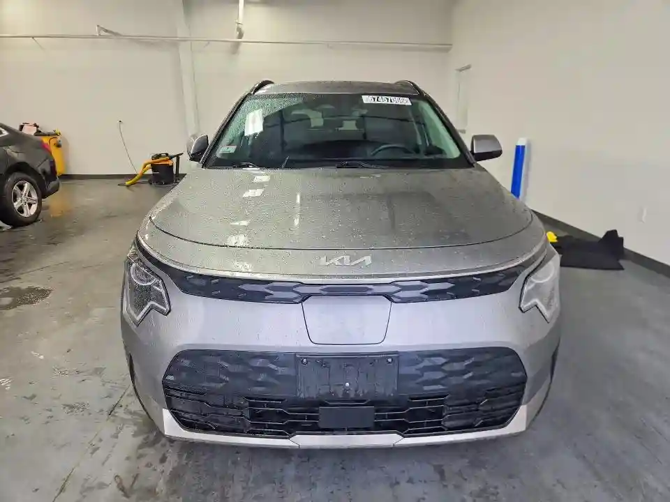 KNDCR3L16R5112116 2024 KIA NIRO WIND-4