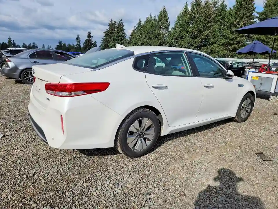 KNAGT4LE3H5016340 2017 KIA OPTIMA-2