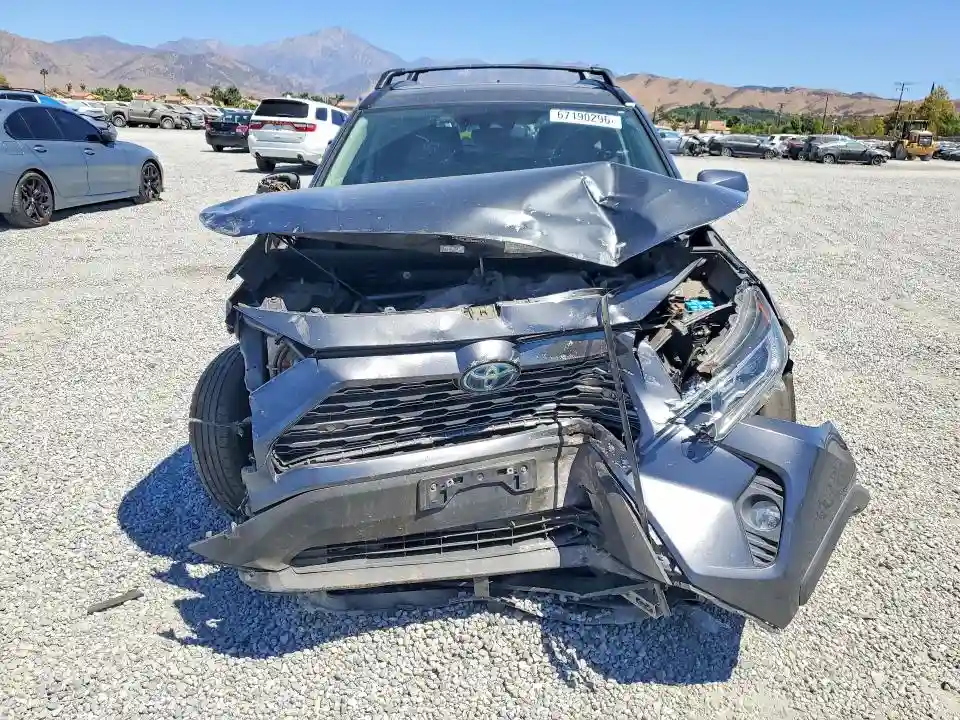 4T3D6RFV4LU004429 2020 TOYOTA RAV4-4