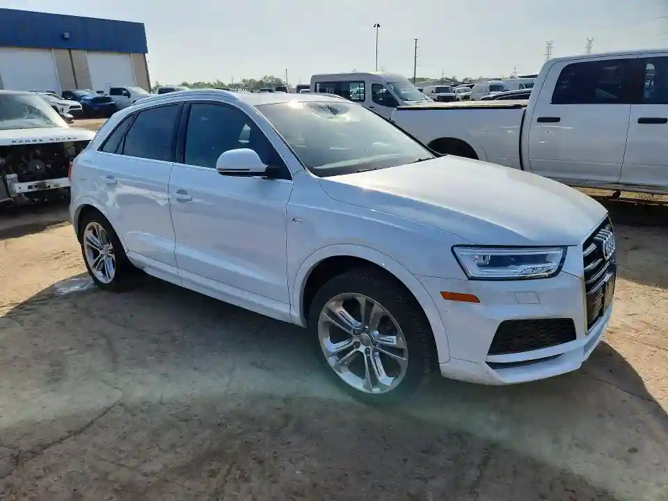 WA1JCCFS4JR032494 2018 AUDI Q3-3