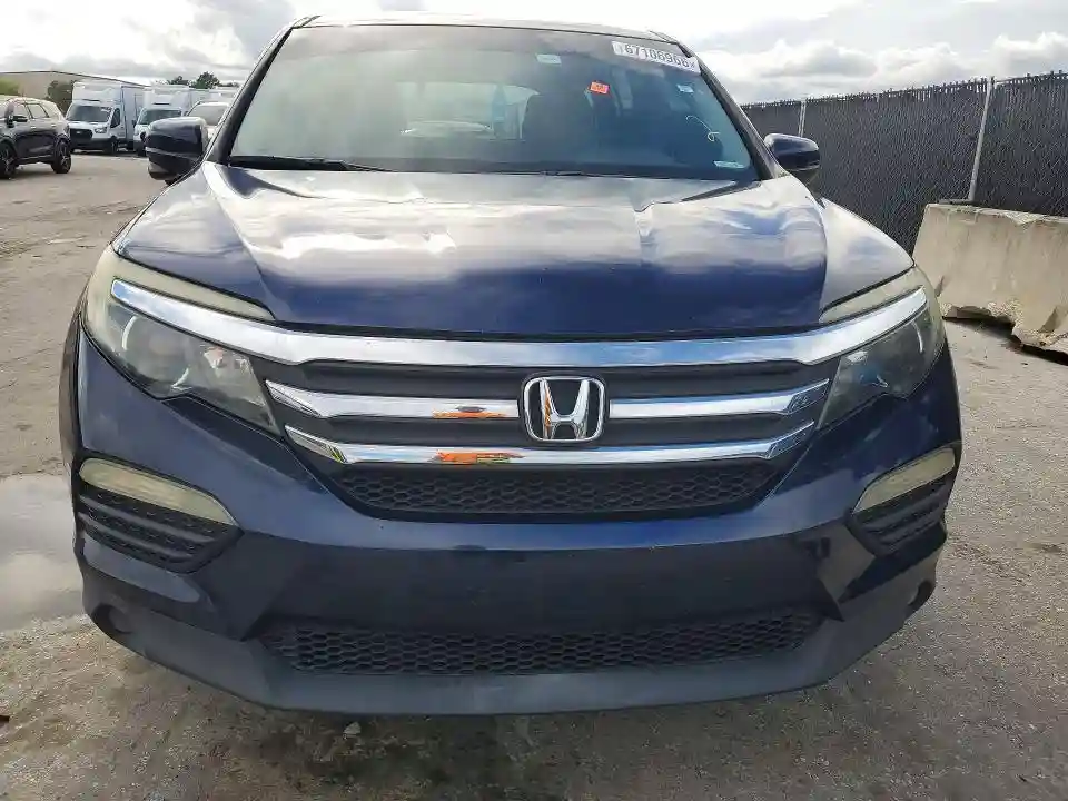 5FNYF5H38JB008640 2018 HONDA PILOT-4