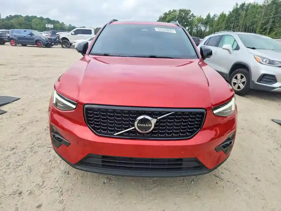 YV4L12UC6S2463159 2025 VOLVO XC40-4
