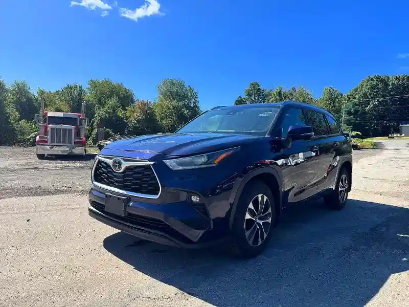 5TDGZRBH0MS545615 2021 TOYOTA HIGHLANDER-1