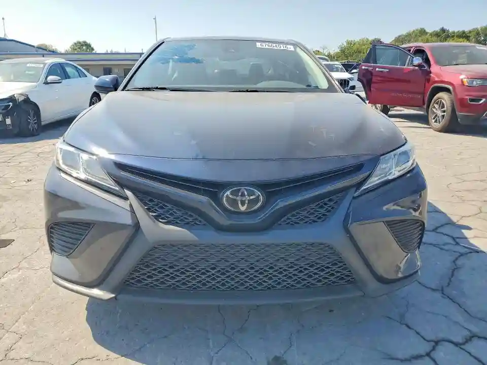 4T1G11AK4LU970136 2020 TOYOTA CAMRY-4