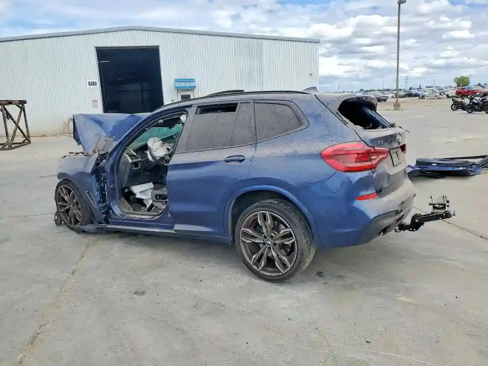5UXTS3C57J0Y95566 2018 BMW X3-1