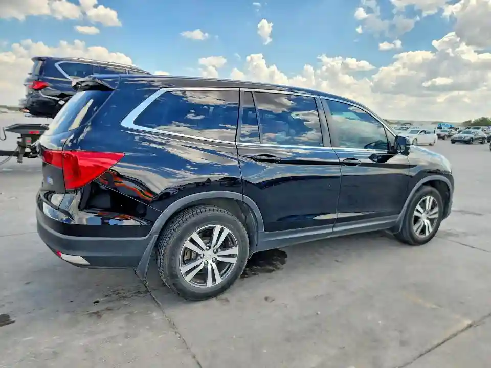 5FNYF5H8XJB000034 2018 HONDA PILOT-2