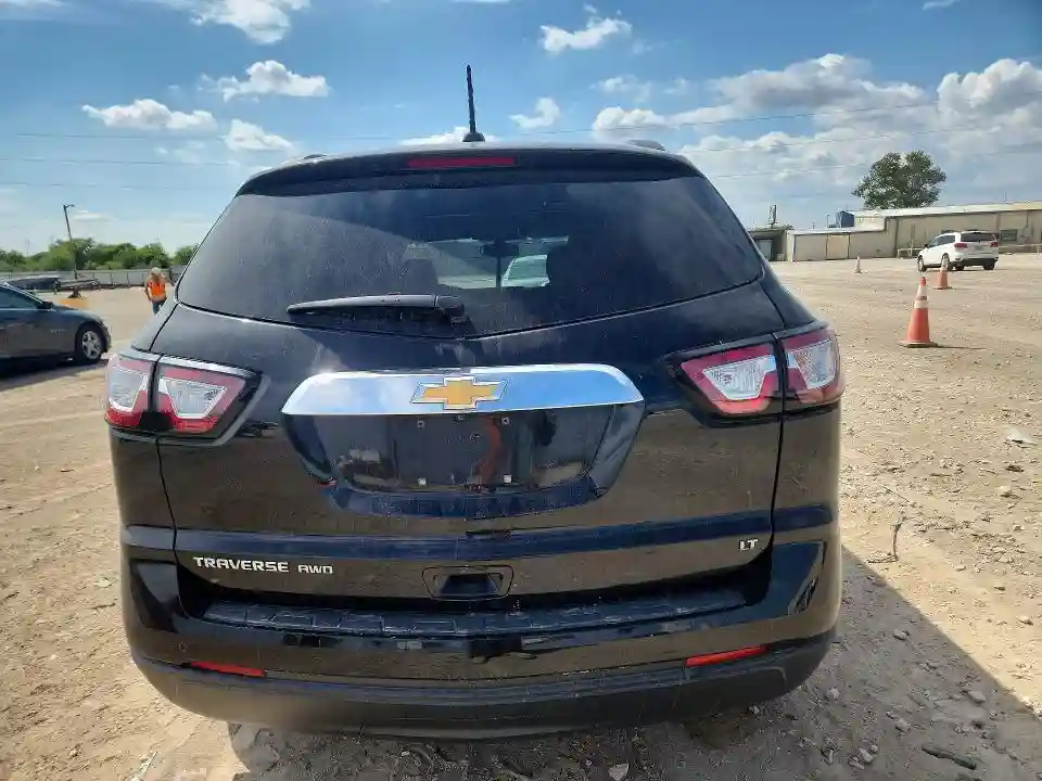 1GNKVHKD7HJ329526 2017 CHEVROLET TRAVERSE-5