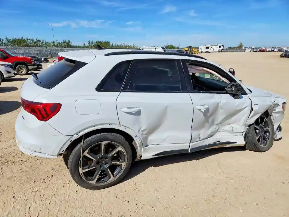 WA1EECF30N1024871 2022 AUDI Q3-2
