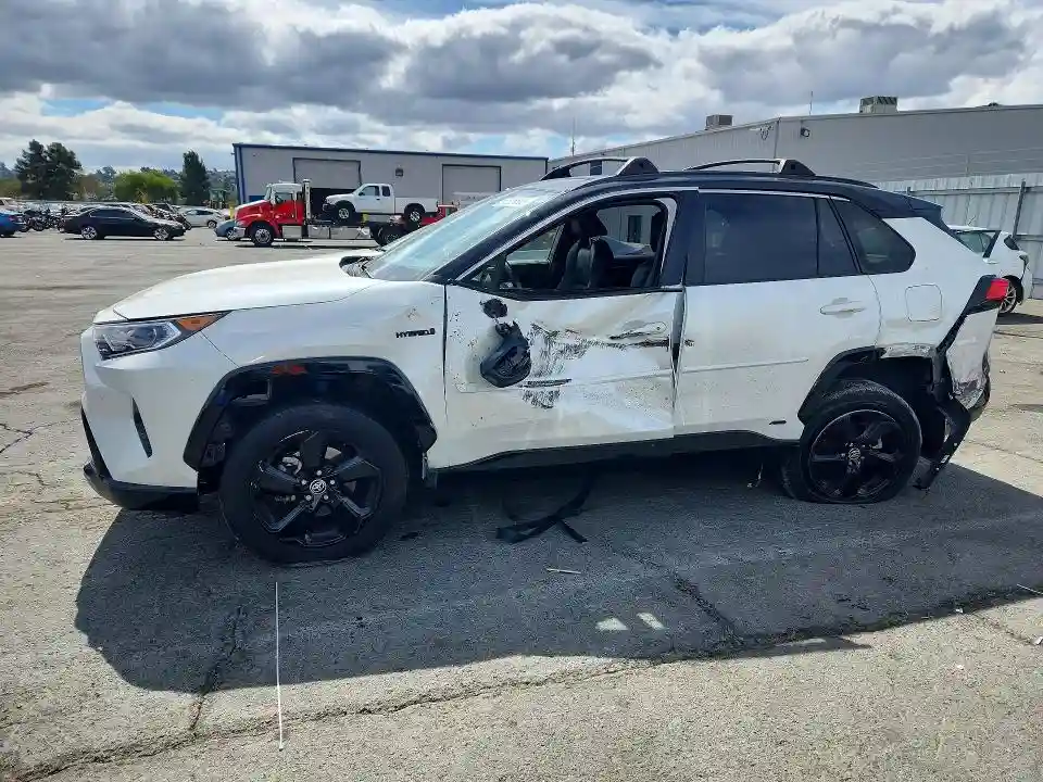 JTMEWRFV8LJ030521 2020 TOYOTA RAV4-0