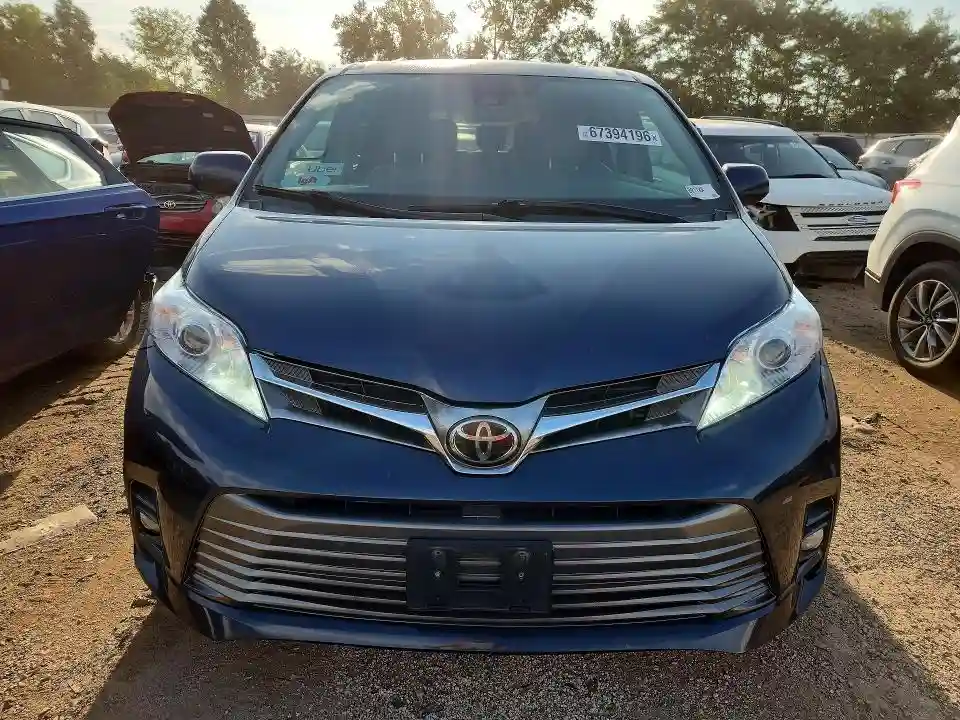5TDYZ3DC0KS012356 2019 TOYOTA SIENNA-4