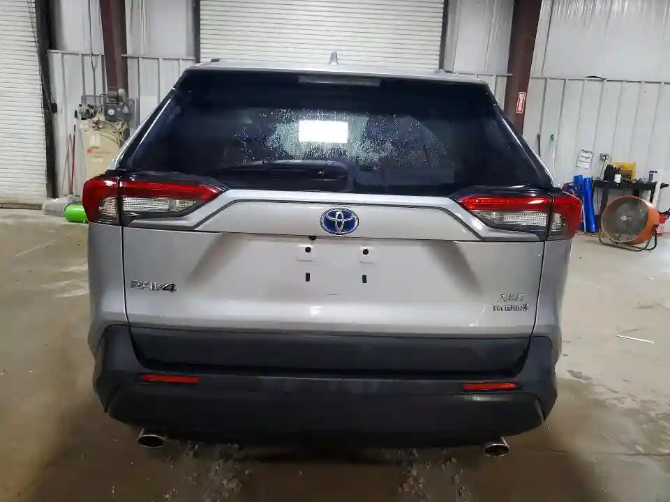 4T3RWRFV5MU047300 2021 TOYOTA RAV4-5