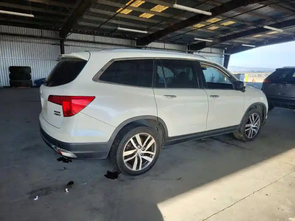 5FNYF6H94HB003262 2017 HONDA PILOT-2