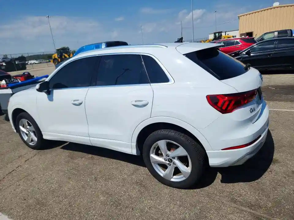 WA1AUCF33N1148196 2022 AUDI Q3-1