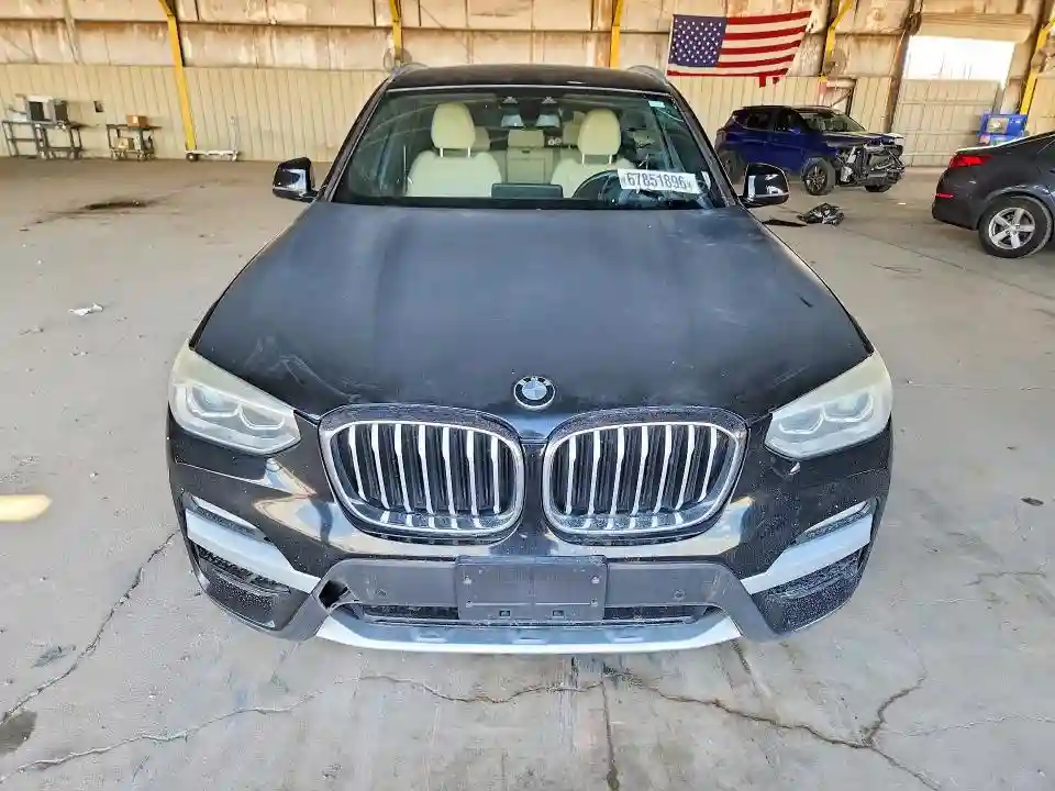 5UXTR7C58KLE93934 2019 BMW X3-4