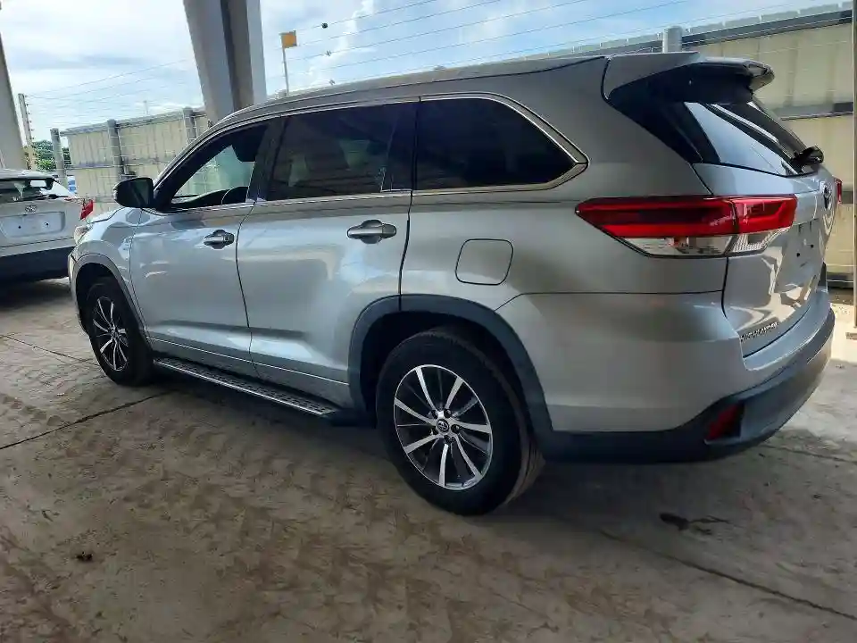 5TDKZRFH8HS516910 2017 TOYOTA HIGHLANDER-1