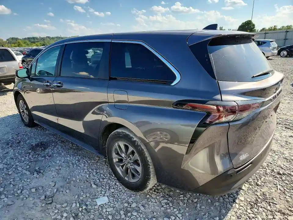 5TDYRKEC7PS158057 2023 TOYOTA SIENNA-1