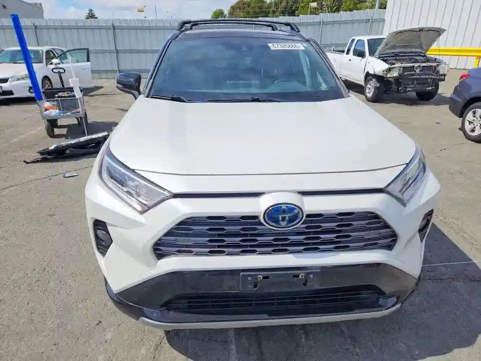 JTMEWRFV8LJ030521 2020 TOYOTA RAV4-4