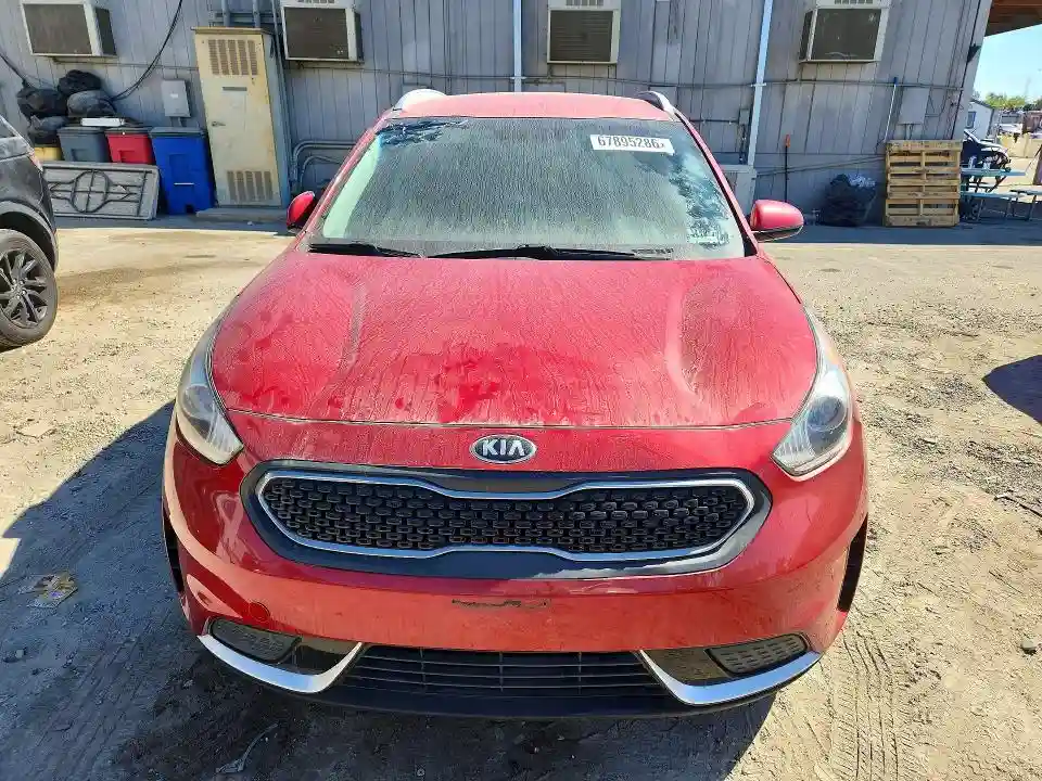 KNDCB3LC4K5324170 2019 KIA NIRO-4