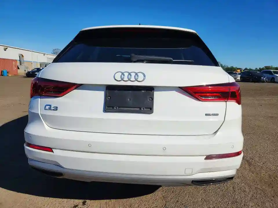 WA1BECF3XL1007480 2020 AUDI Q3-5