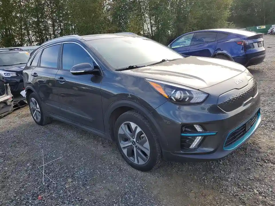KNDCC3LG7N5158859 2022 KIA NIRO EV S-3