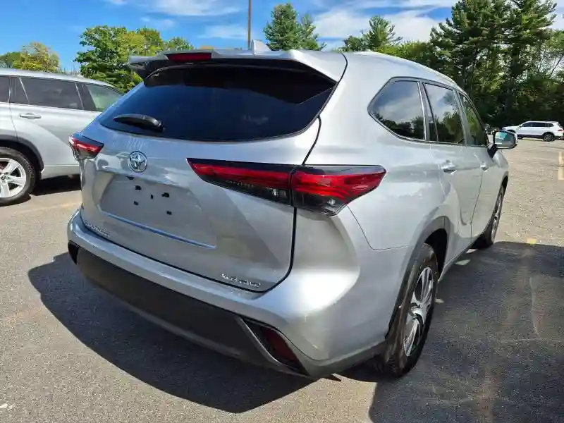 5TDKDRBH4PS042120 2023 TOYOTA HIGHLANDER-3