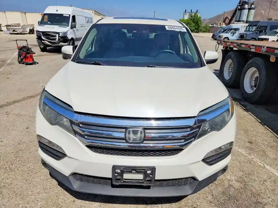5FNYF5H68JB022225 2018 HONDA PILOT-4