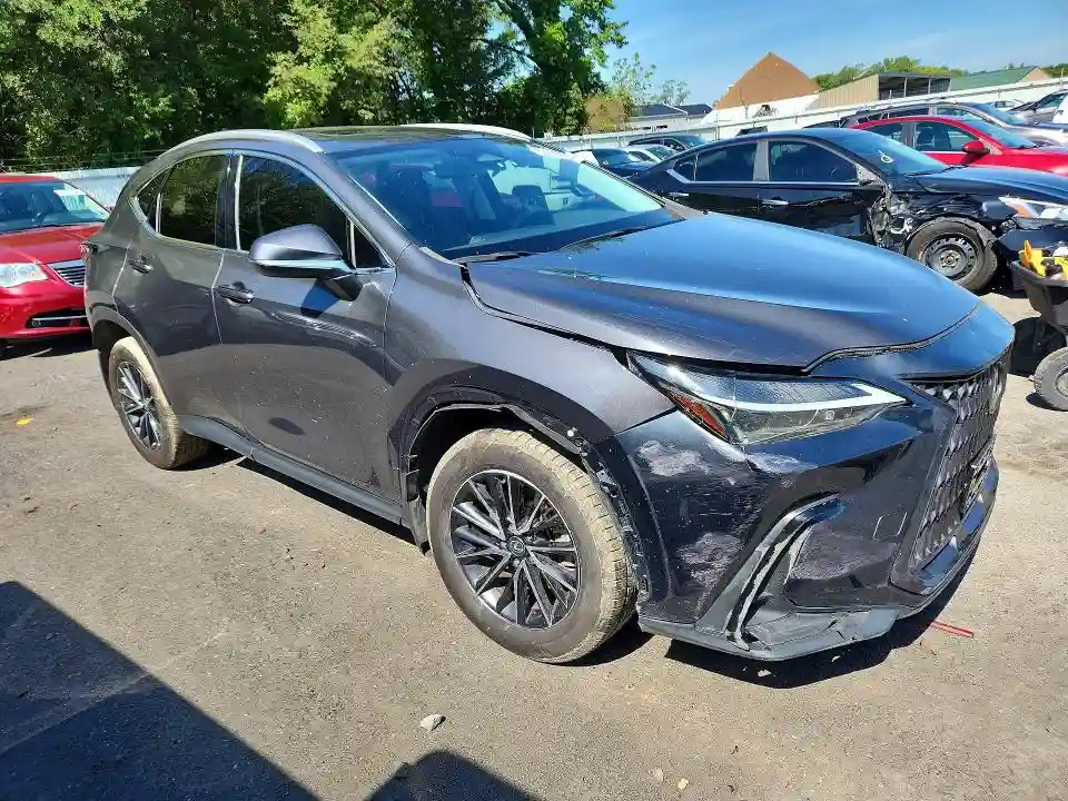 2T2GGCEZ3RC048108 2024 LEXUS NX-3