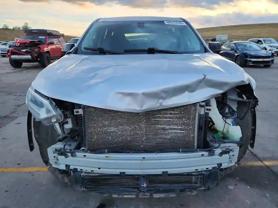 1GNEVFKW3KJ148384 2019 CHEVROLET TRAVERSE-4